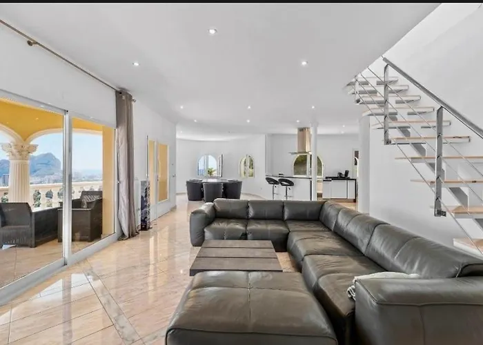 With Fantastic Sea View Pool 23x12 Jacuzzi Calpe