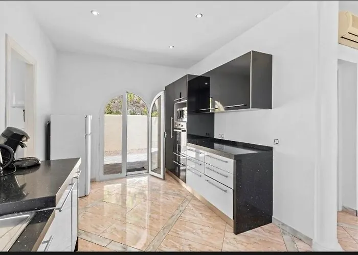 Villa With Fantastic Sea View Pool 23x12 Jacuzzi *