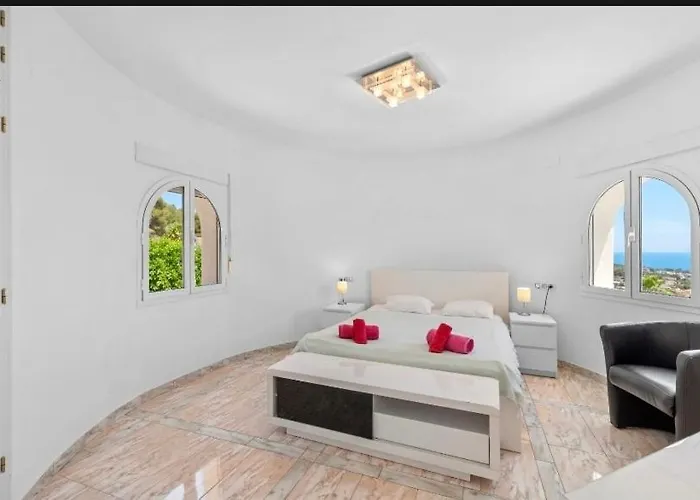 With Fantastic Sea View Pool 23x12 Jacuzzi