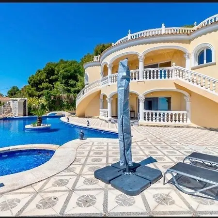 With Fantastic Sea View Pool 23x12 Jacuzzi