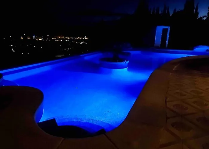 With Fantastic Sea View Pool 23x12 Jacuzzi * 卡尔佩